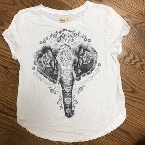HOLLISTER T-SHIRT